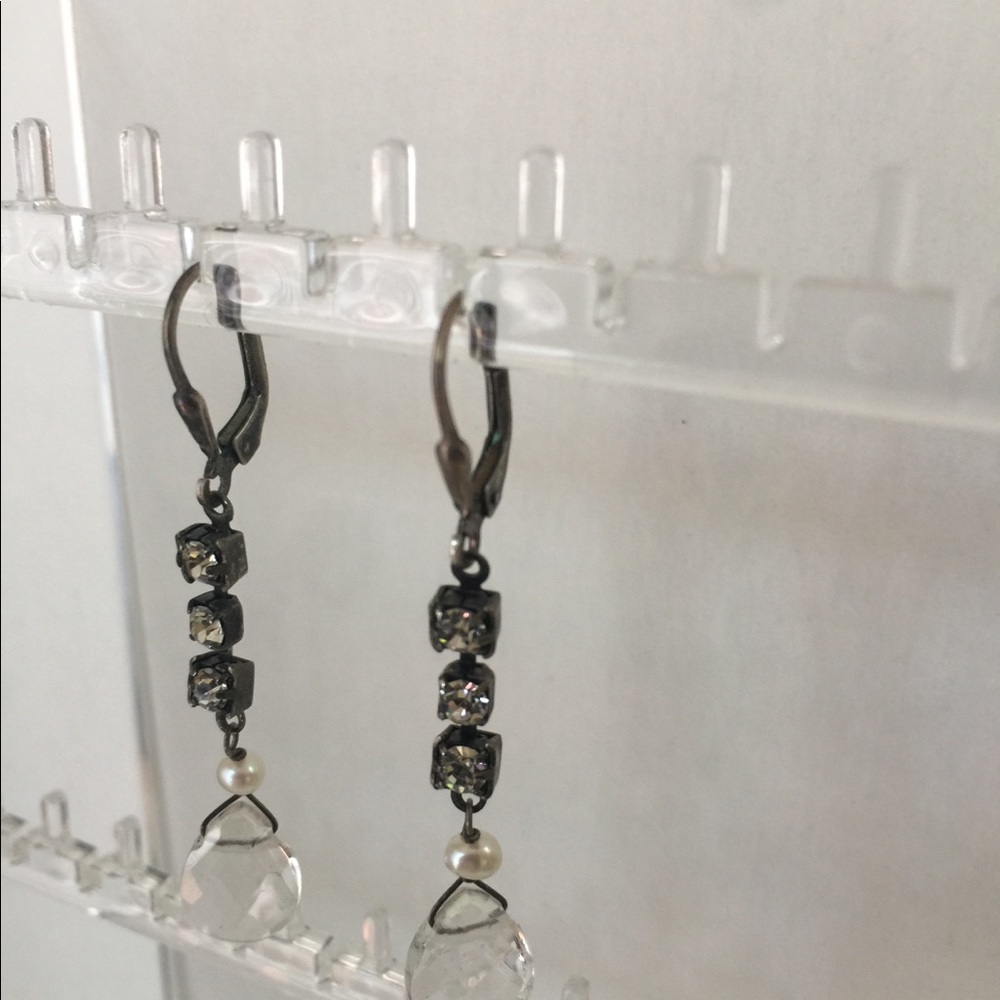 Drop Earring - Picture 2 of 3